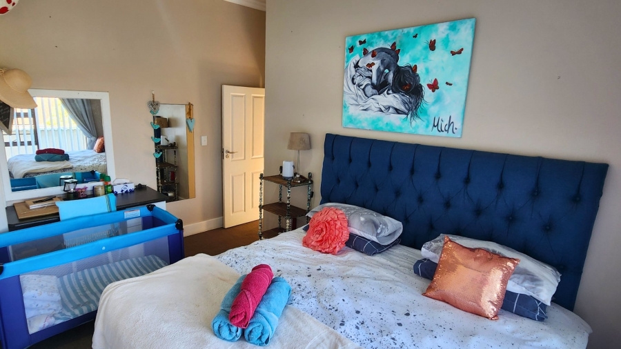 4 Bedroom Property for Sale in Dana Bay Western Cape